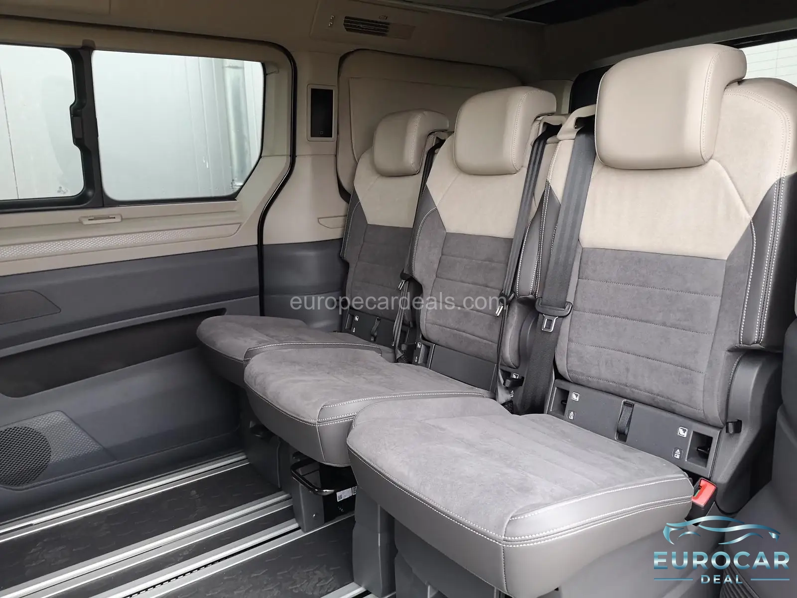 Volkswagen T7 California