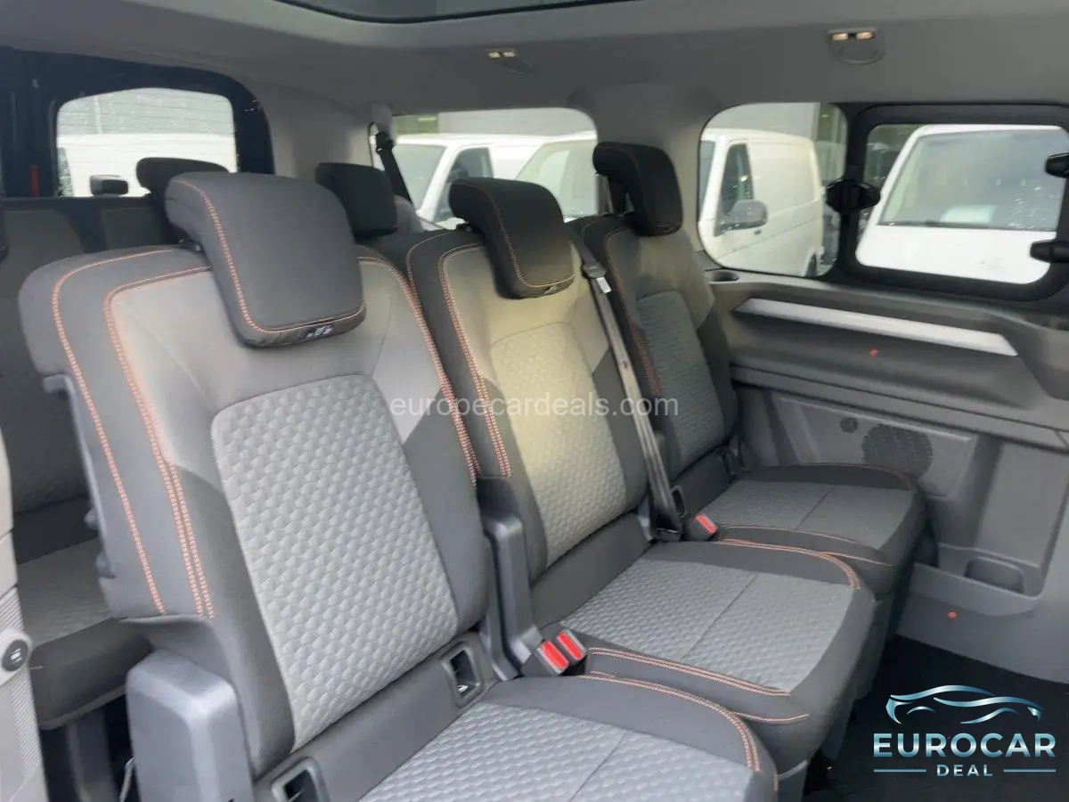 Volkswagen T7 Caravelle