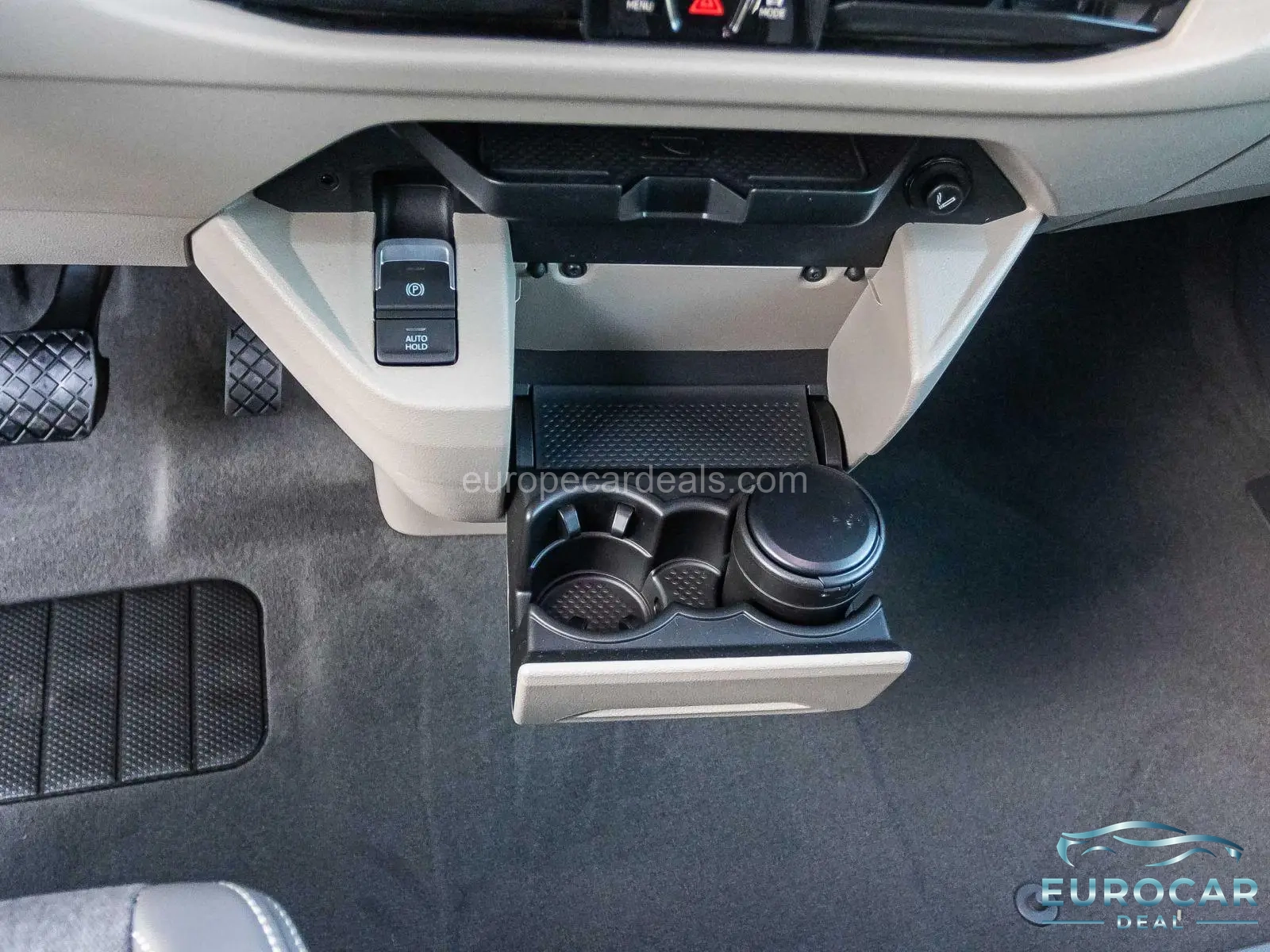 Volkswagen T7 California