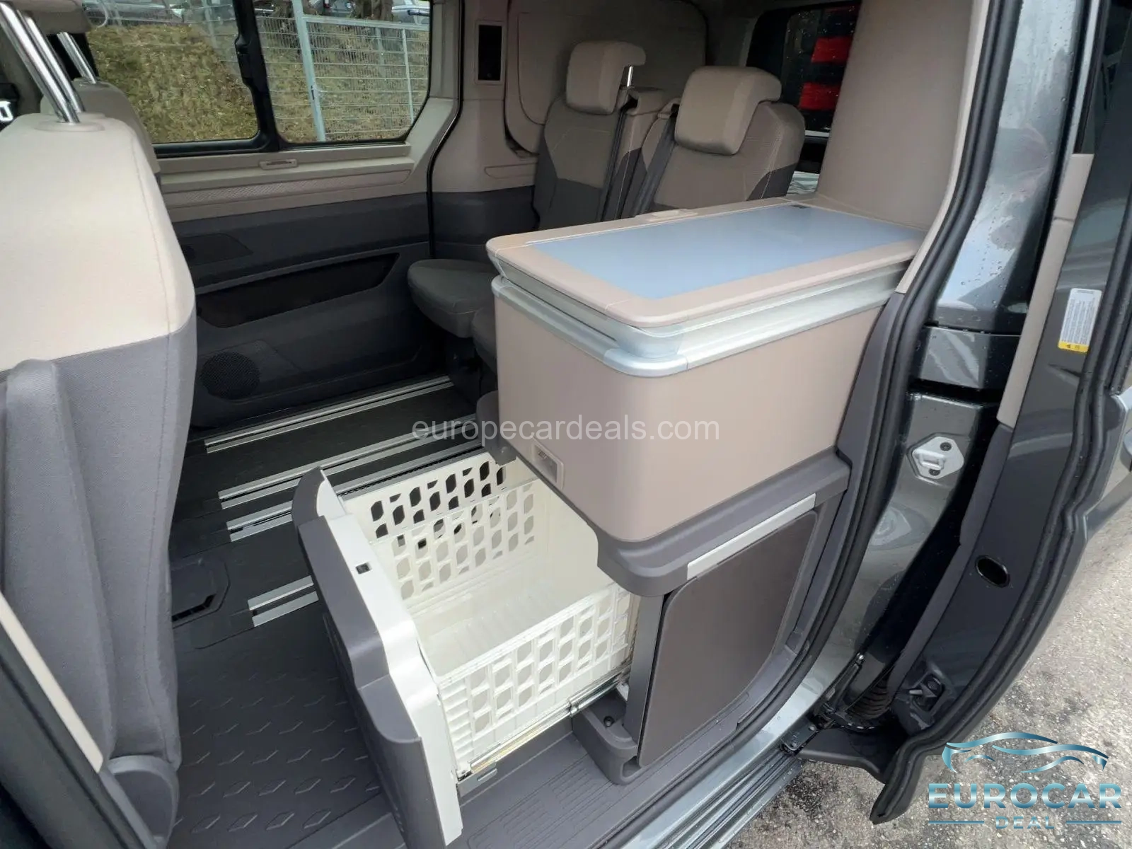 Volkswagen T7 California