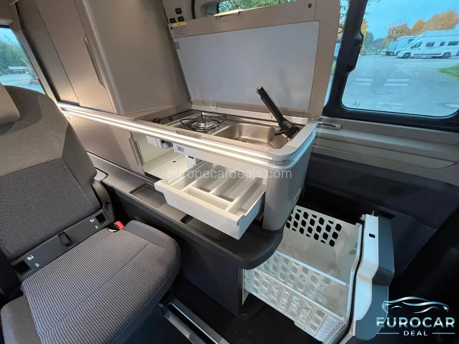 Volkswagen T7 California