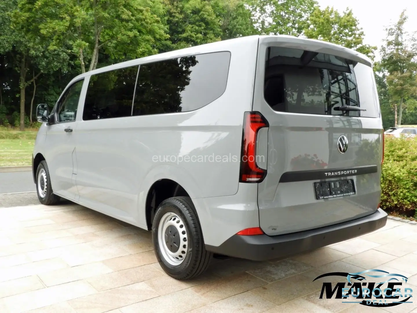 Volkswagen T7 Kombi
