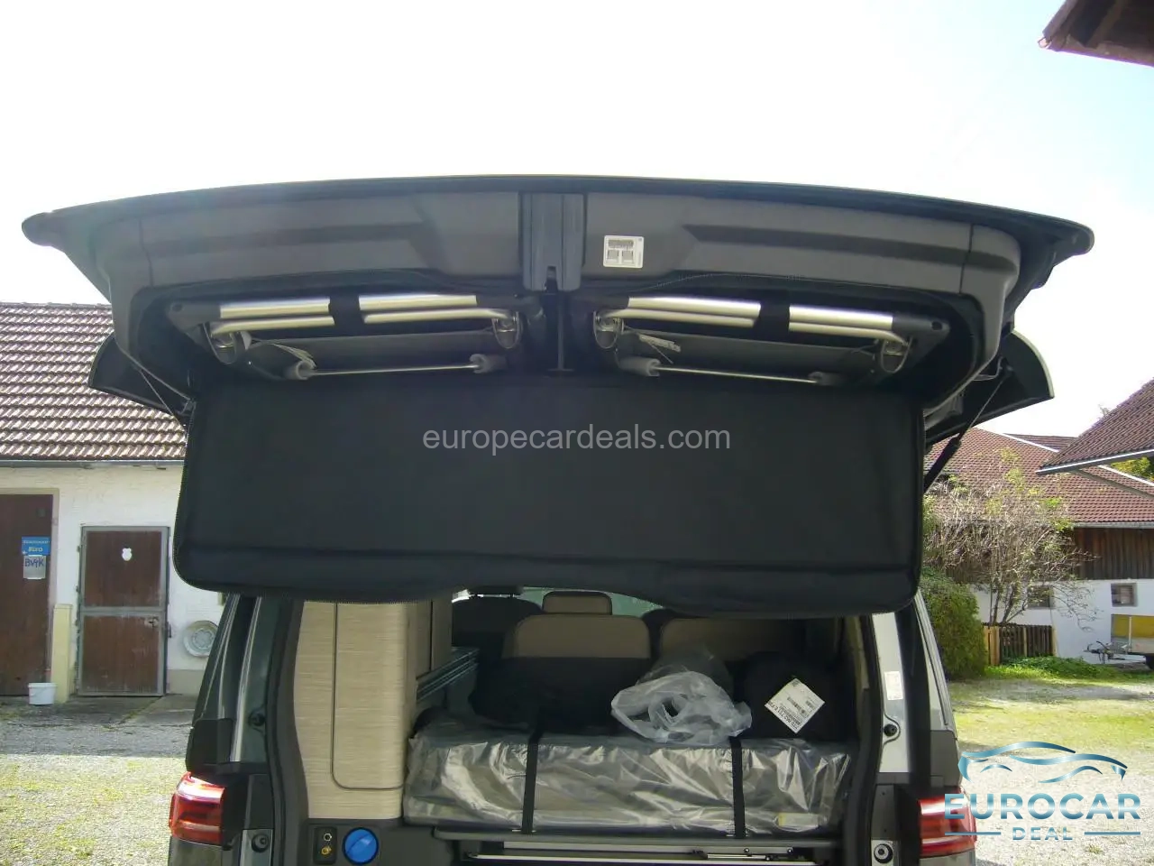 Volkswagen T7 California