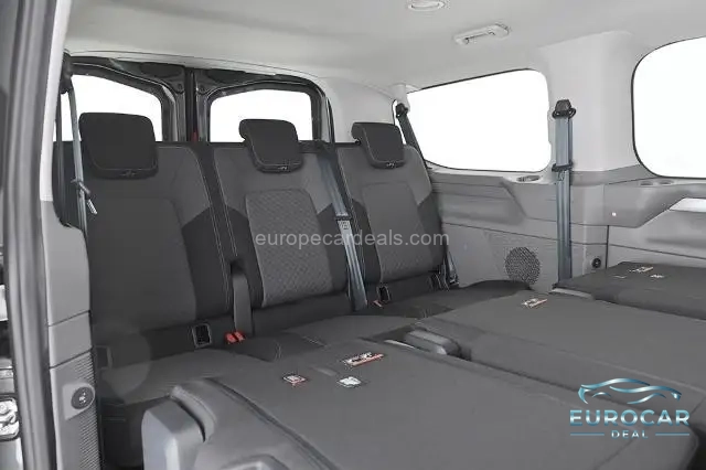 Volkswagen T7 Caravelle