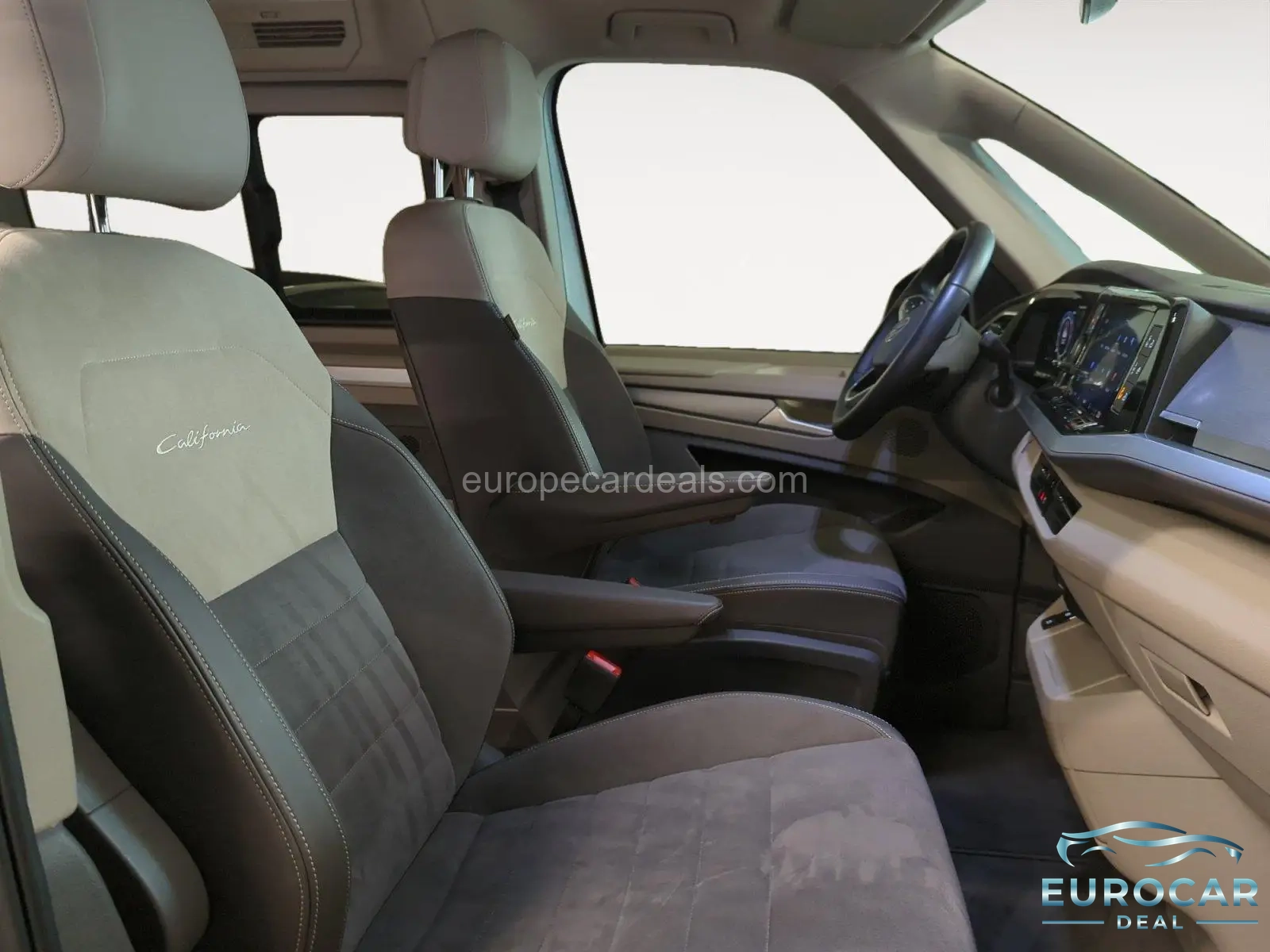 Volkswagen T7 California