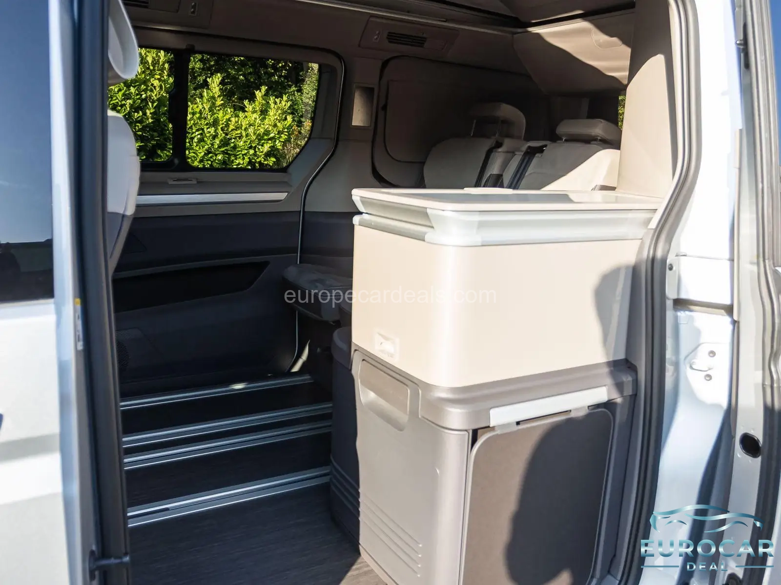 Volkswagen T7 California