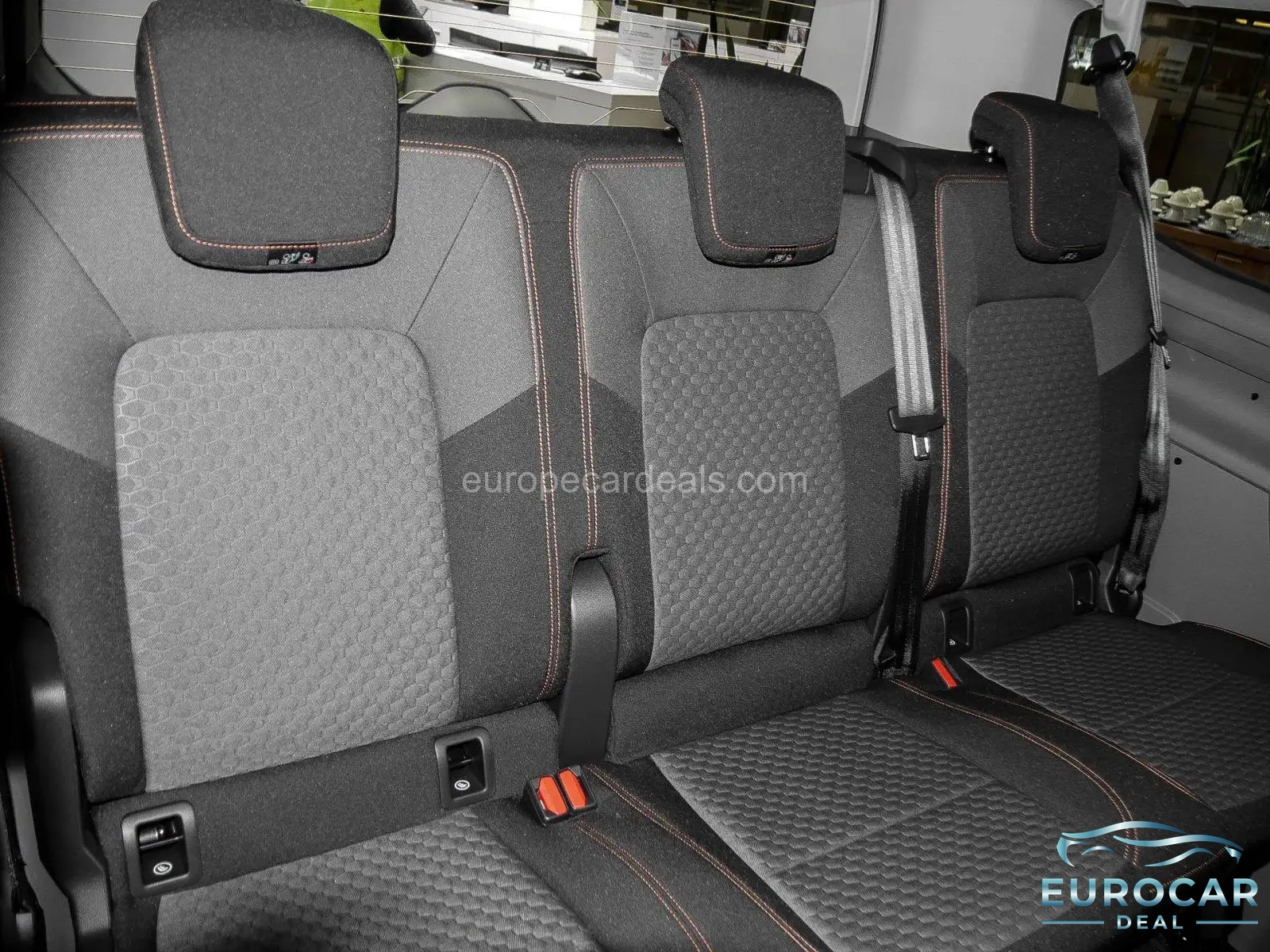 Volkswagen T7 Caravelle