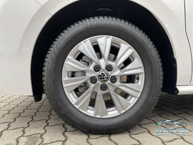 Volkswagen T7 California