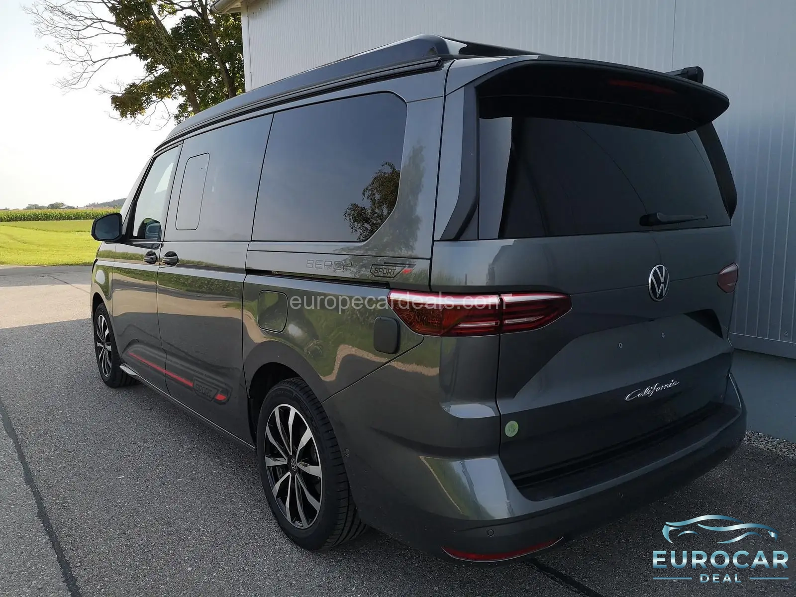 Volkswagen T7 California