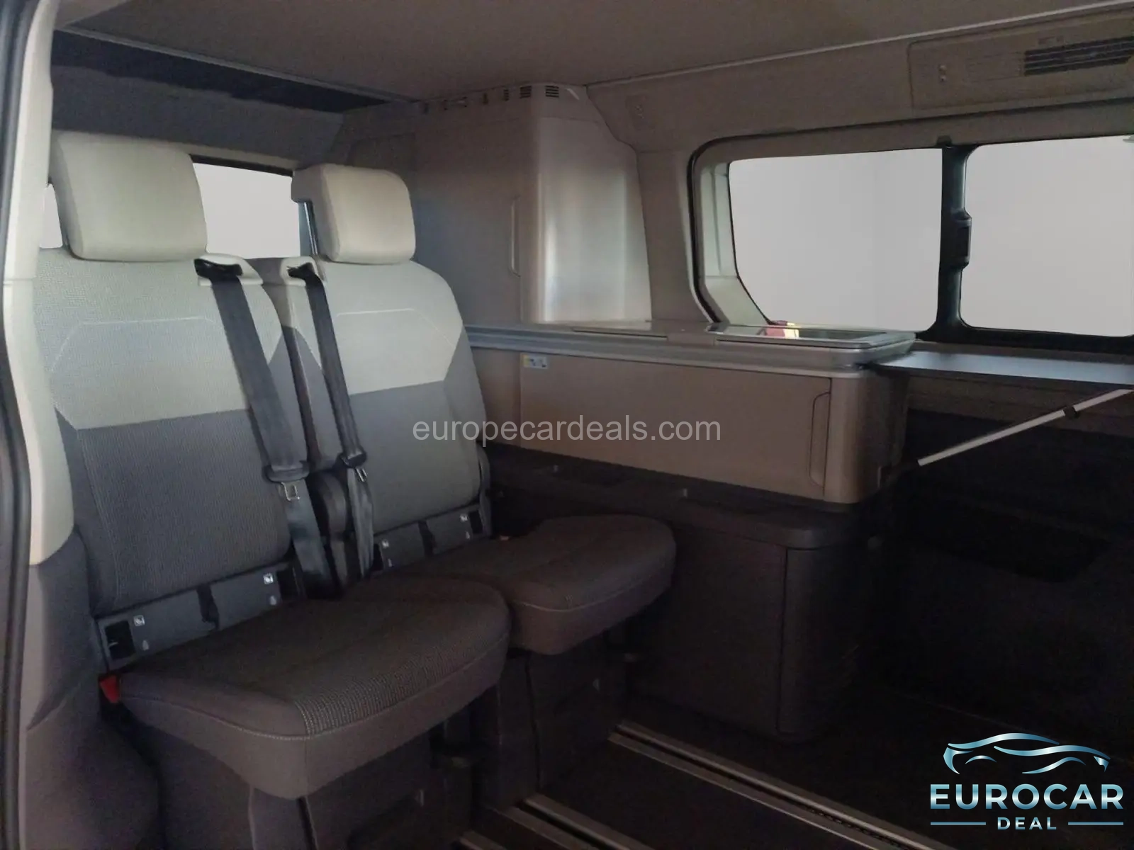 Volkswagen T7 California