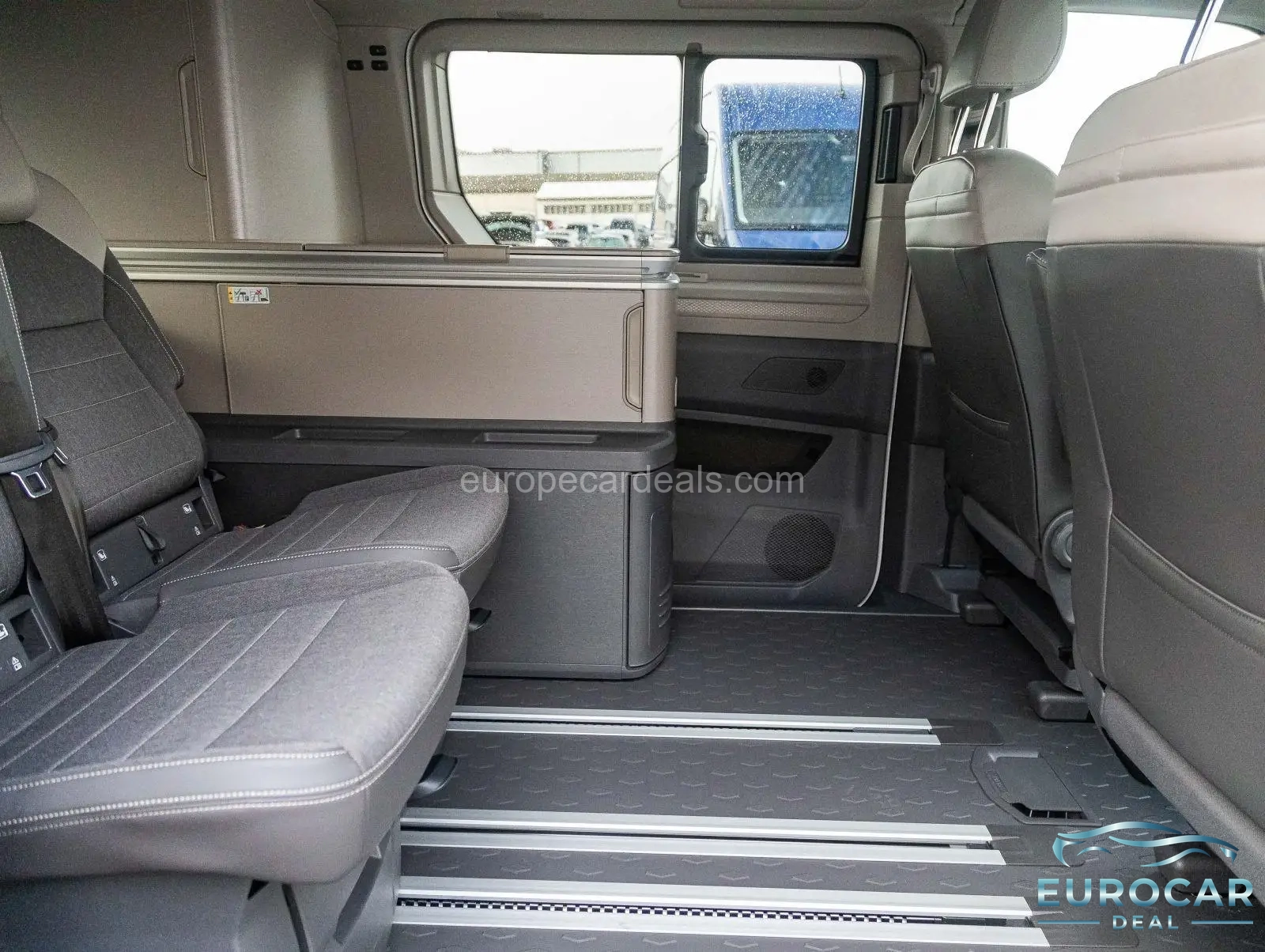 Volkswagen T7 California