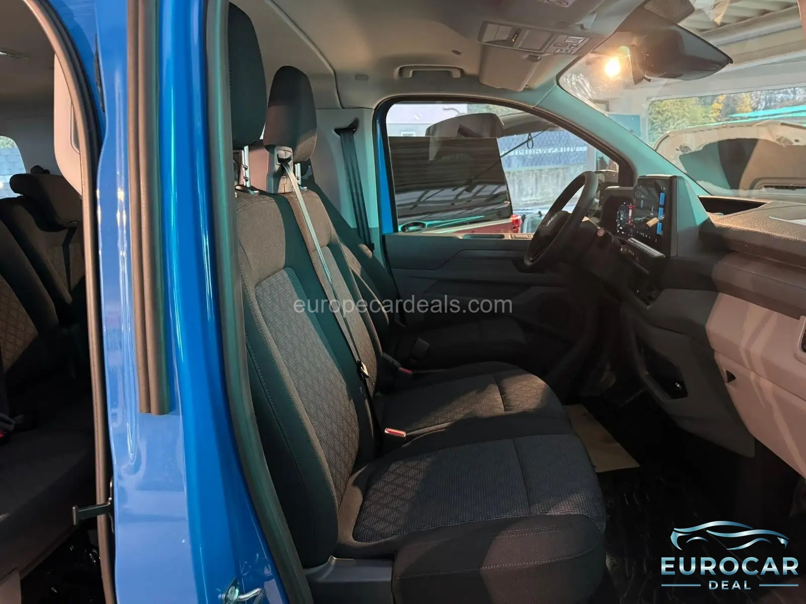 Volkswagen T7 Kombi