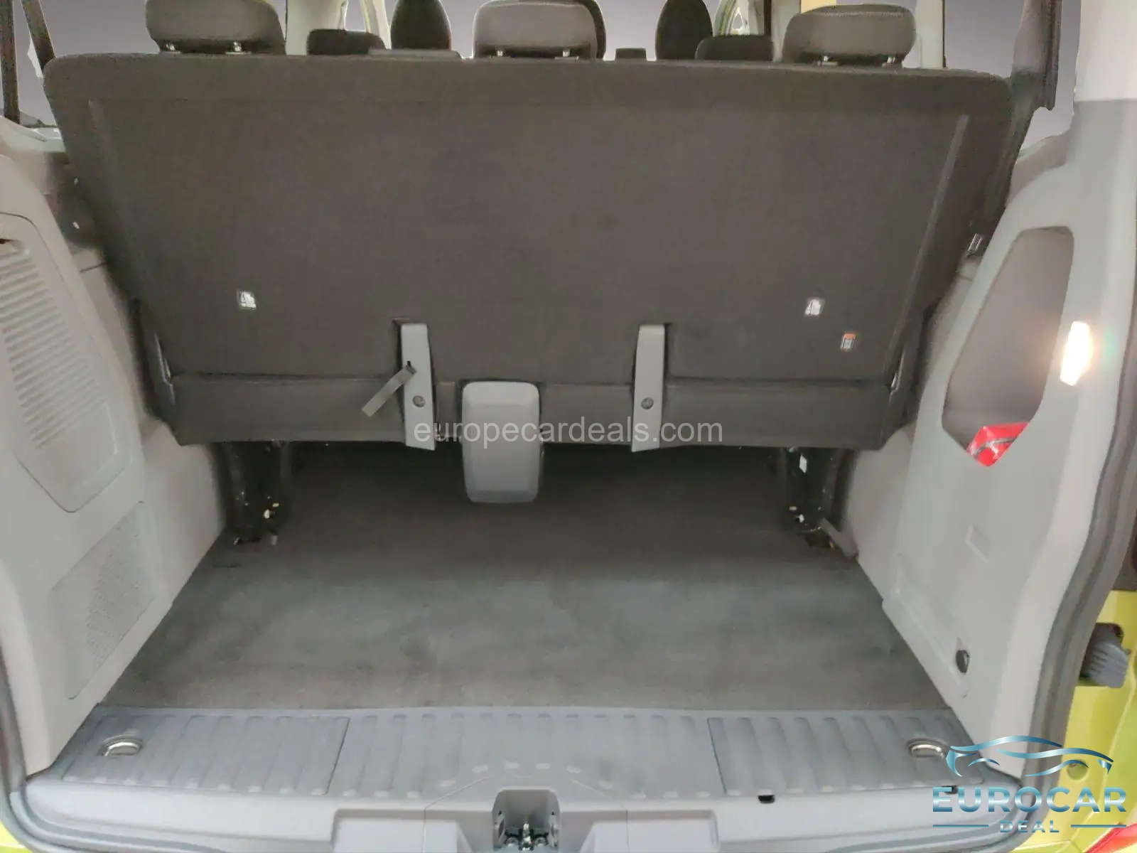 Volkswagen T7 Caravelle