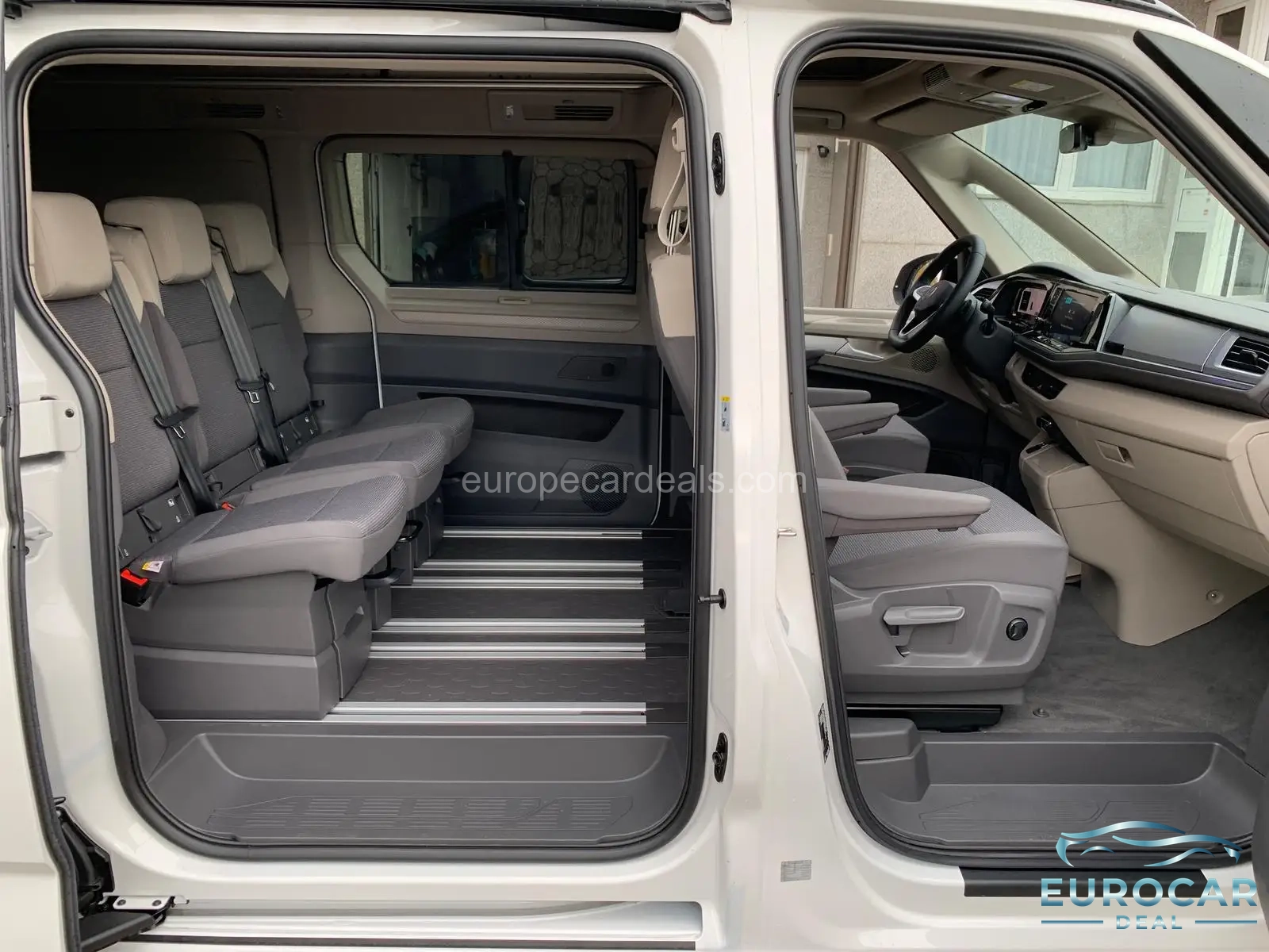 Volkswagen T7 California