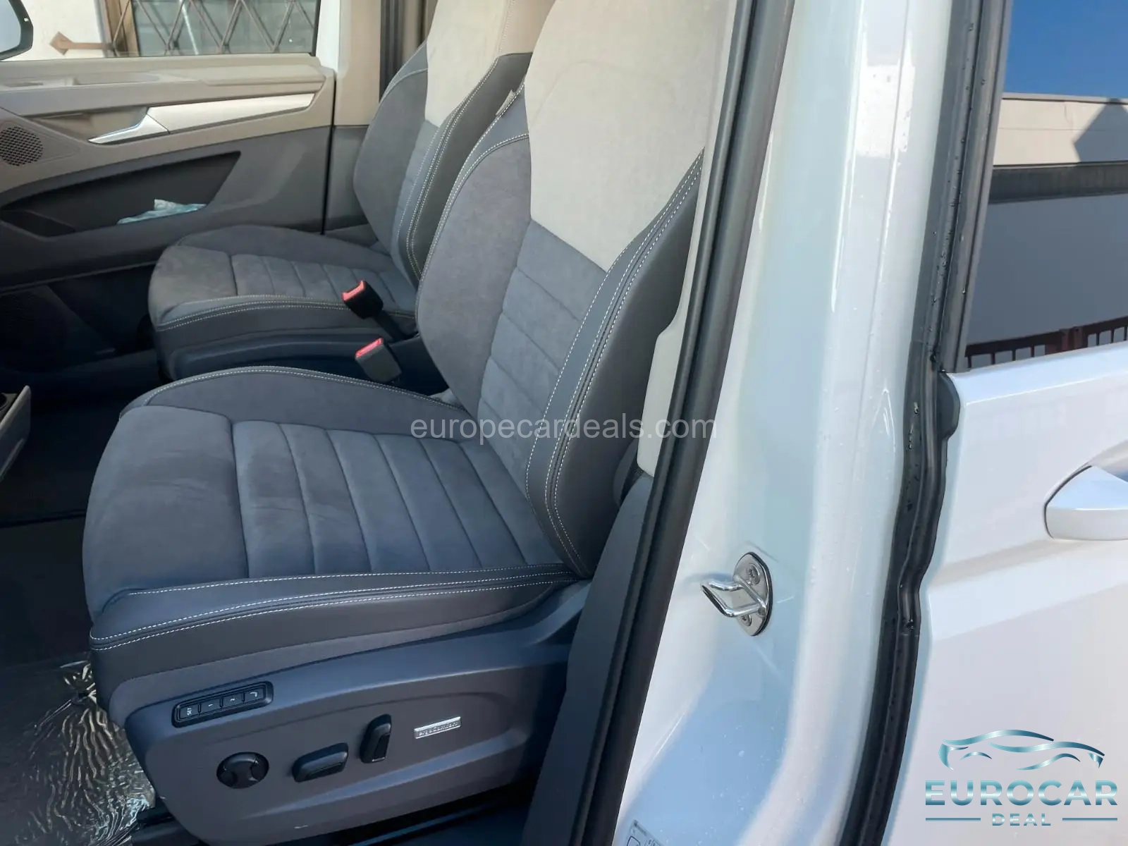 Volkswagen T7 California
