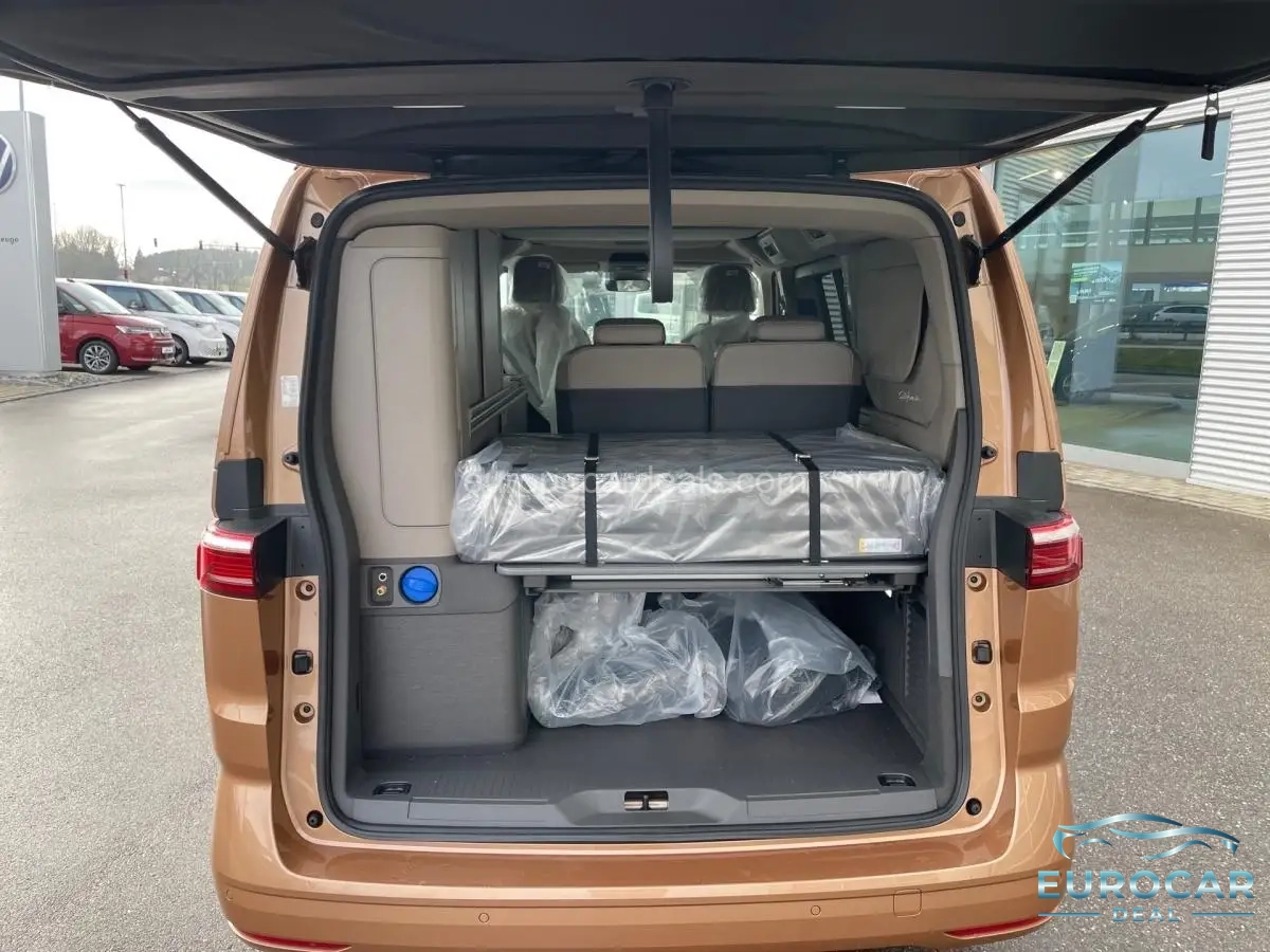 Volkswagen T7 California