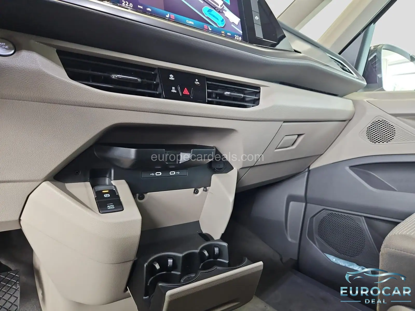 Volkswagen T7 California