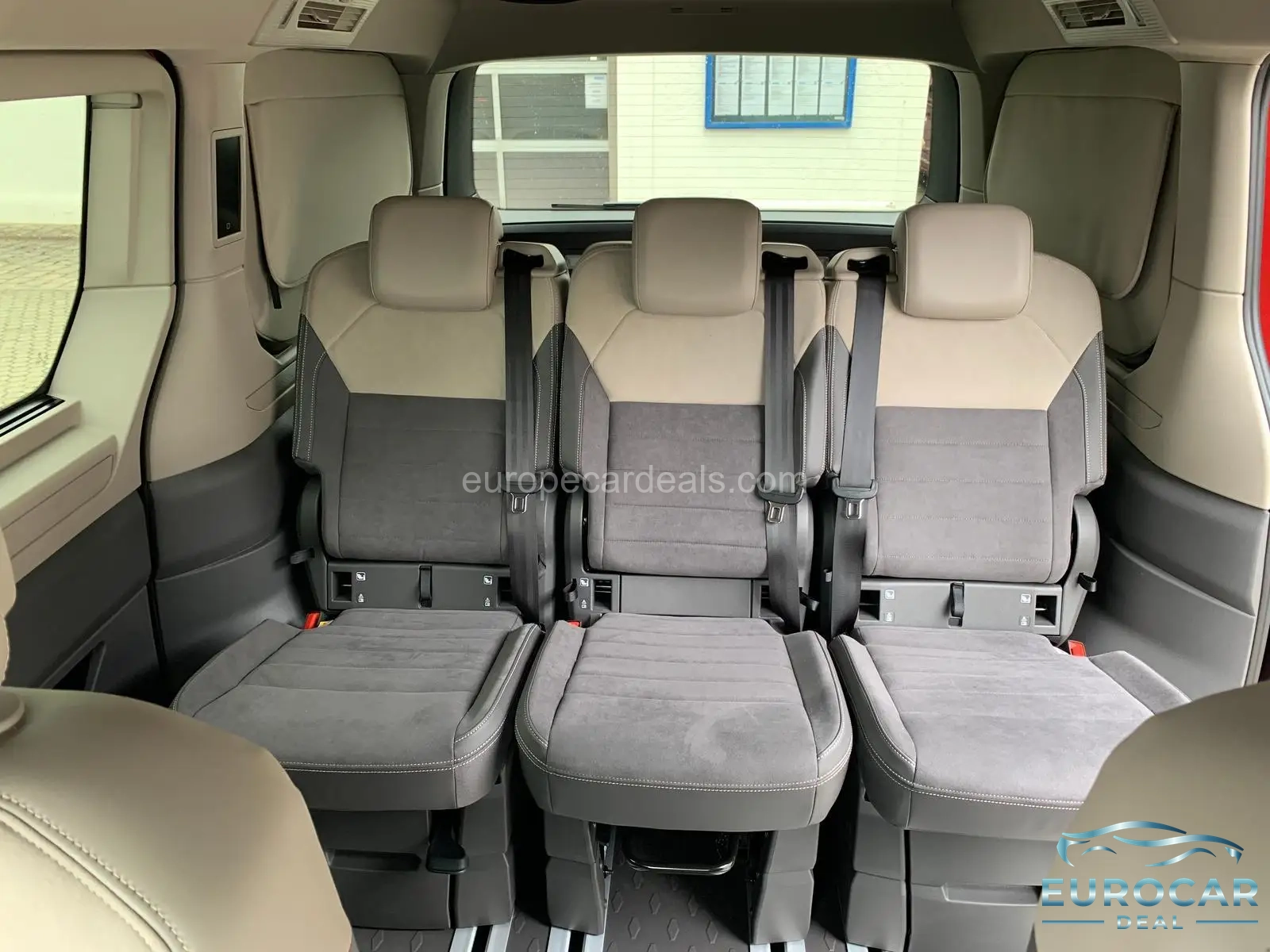 Volkswagen T7 California