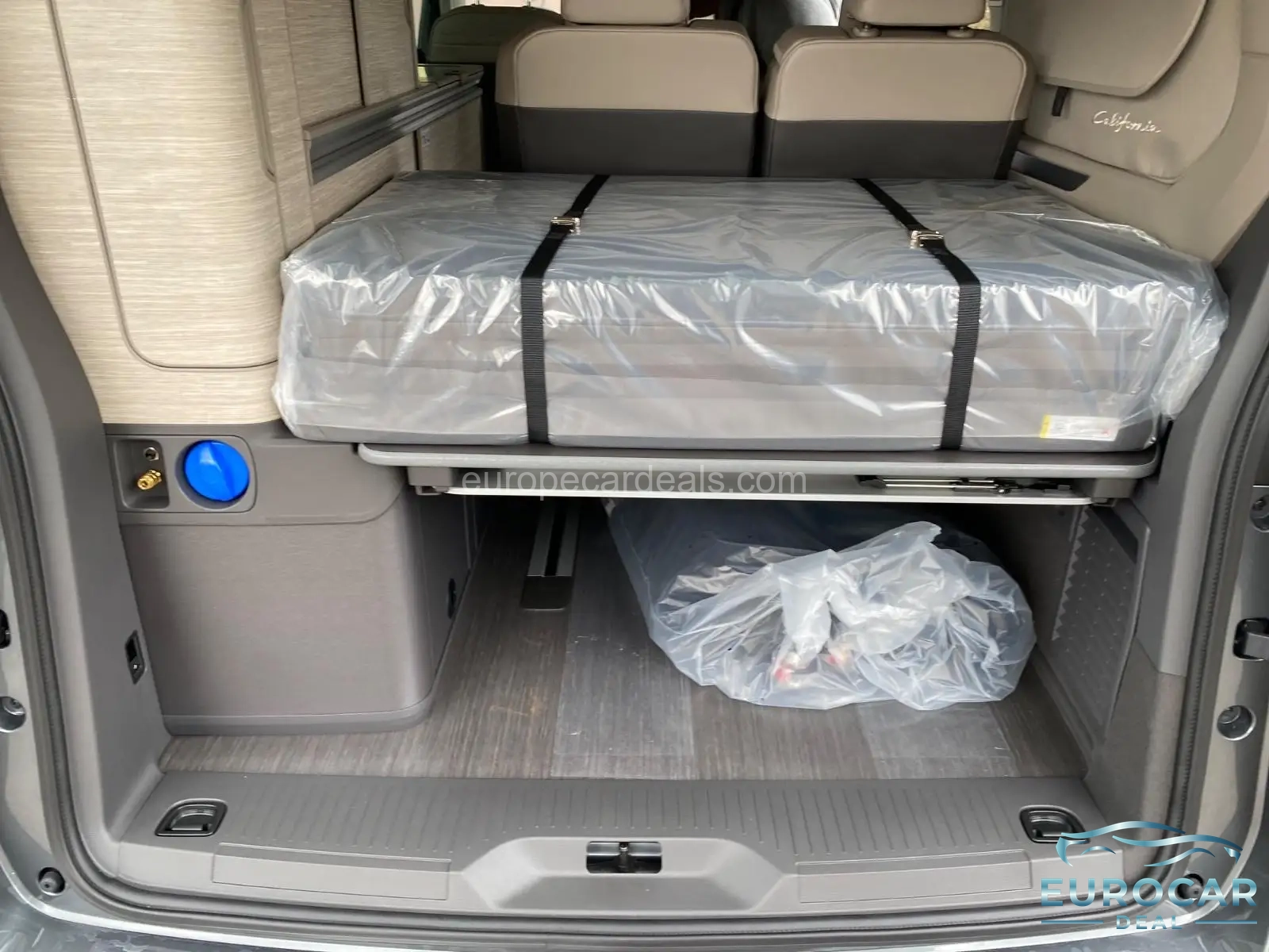 Volkswagen T7 California