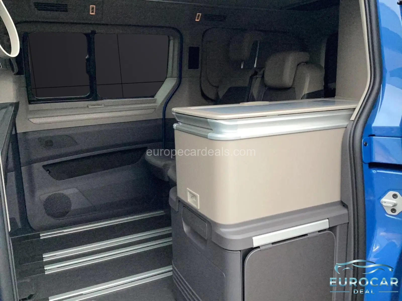 Volkswagen T7 California