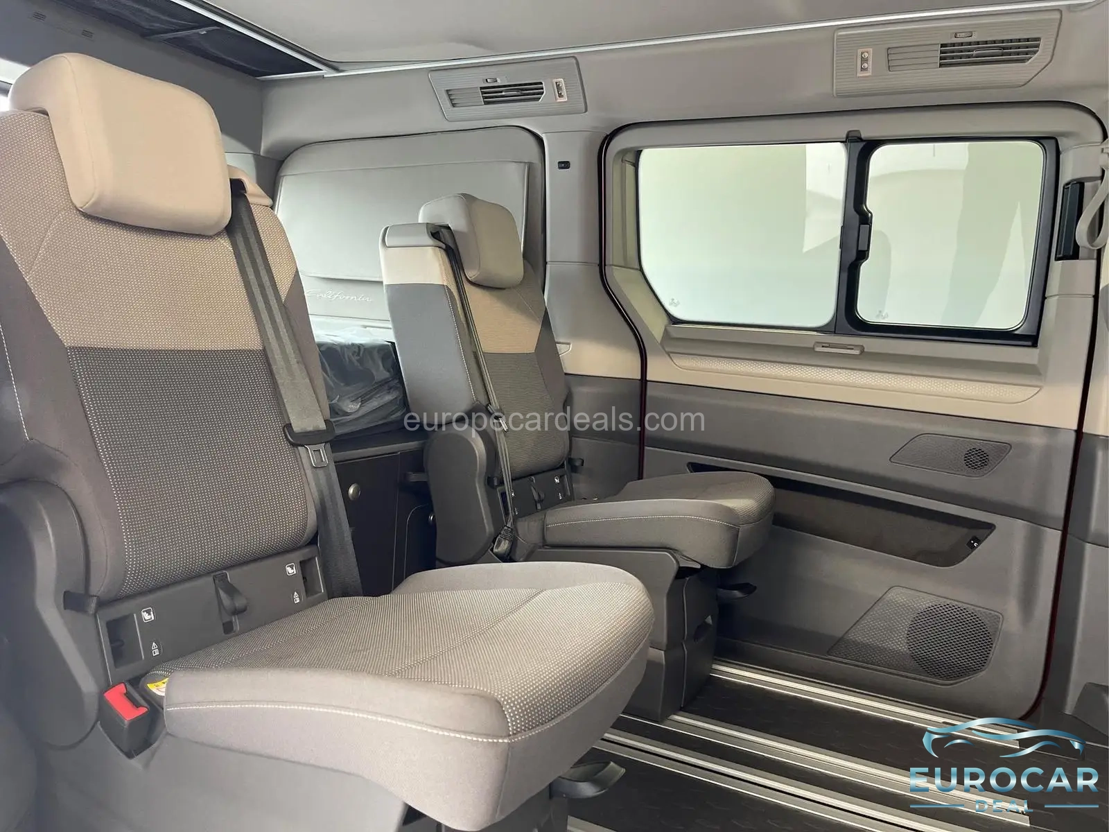 Volkswagen T7 California