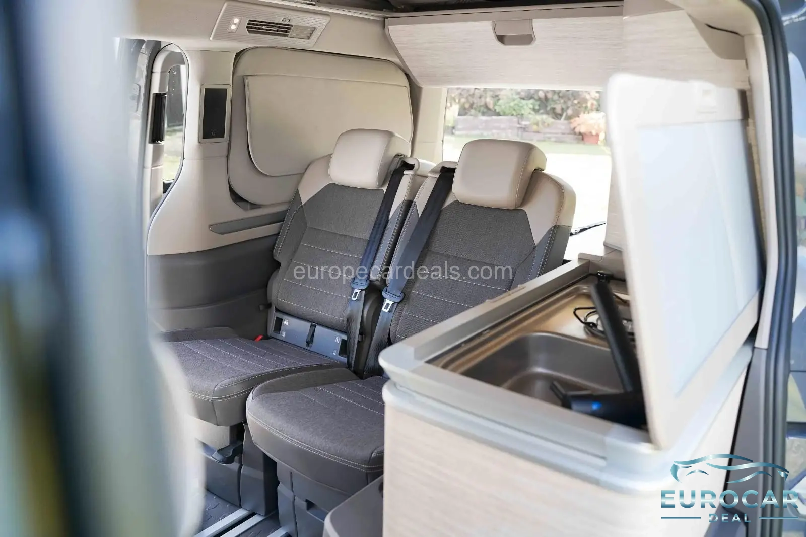 Volkswagen T7 California