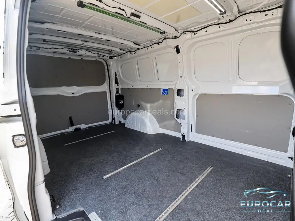 Volkswagen T7 Transporter