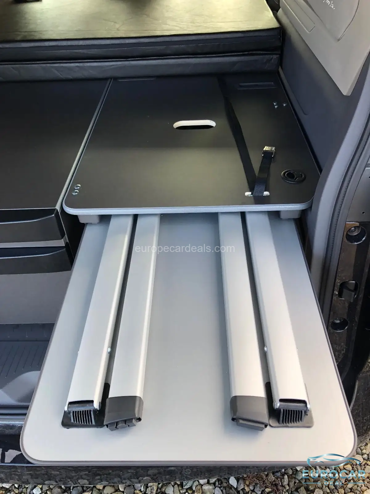 Volkswagen T7 California