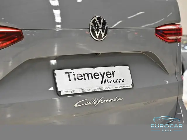 Volkswagen T7 California