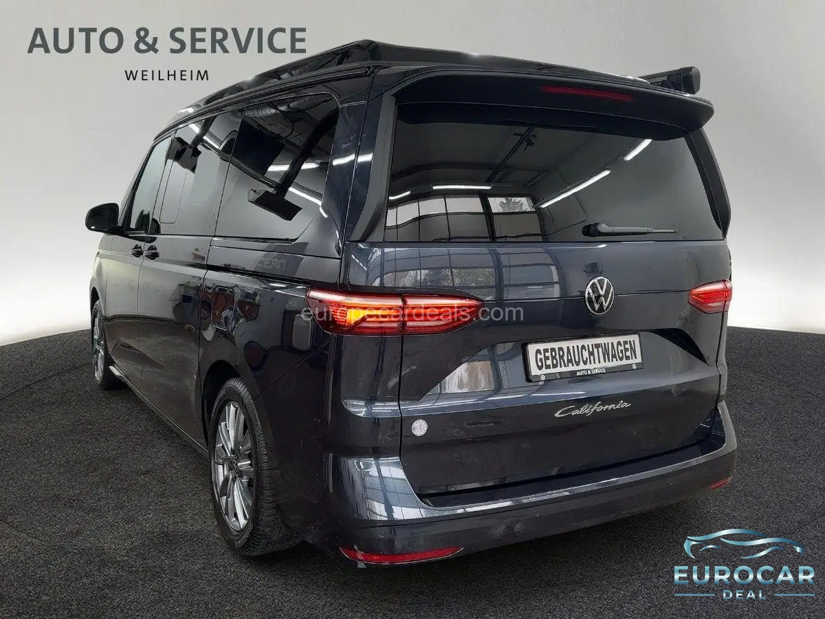 Volkswagen T7 Kombi