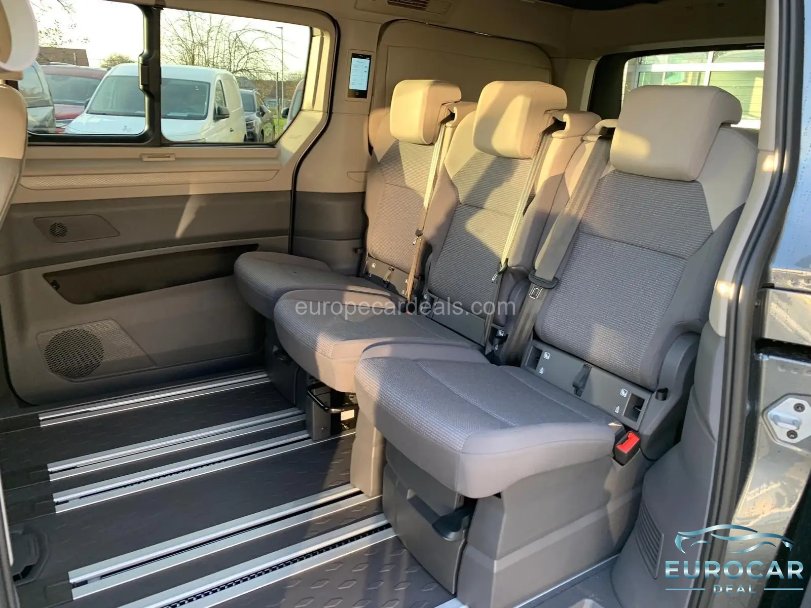 Volkswagen T7 California