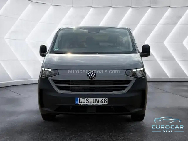 Volkswagen T7 Kombi