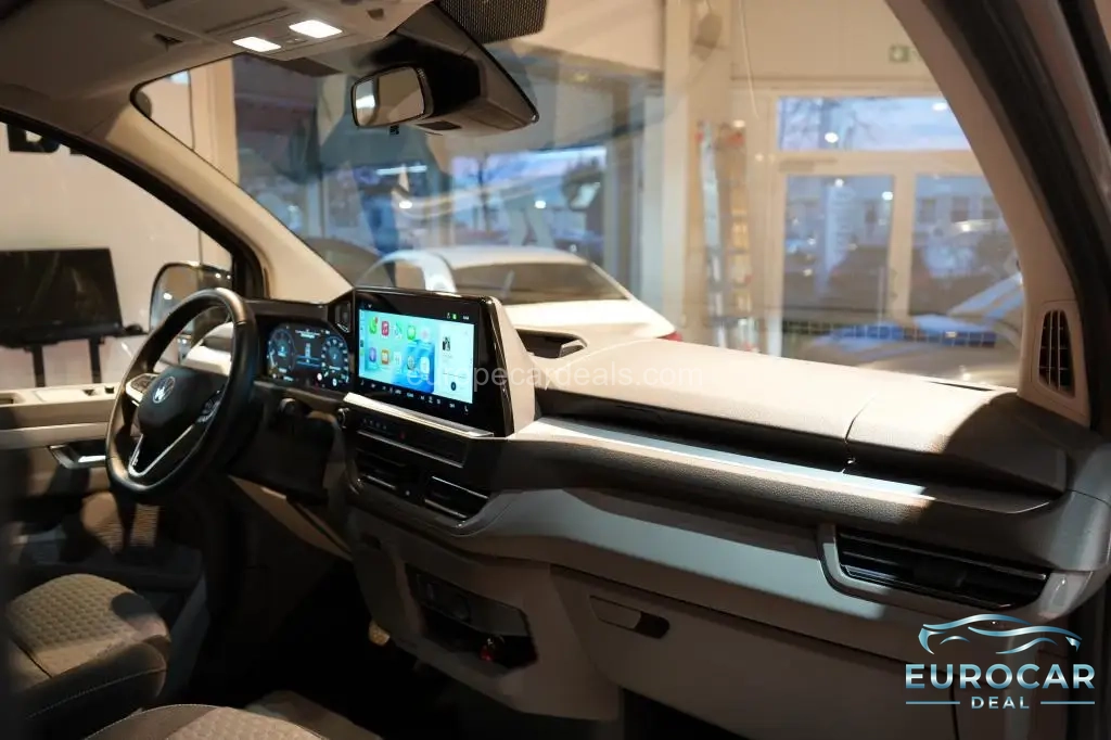 Volkswagen T7 Caravelle