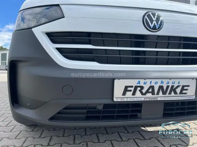 Volkswagen T7 Kombi