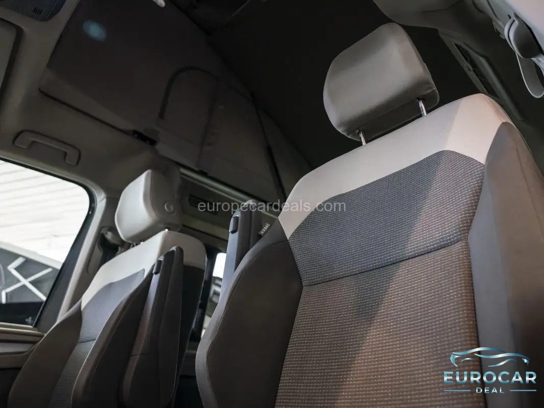 Volkswagen T7 California