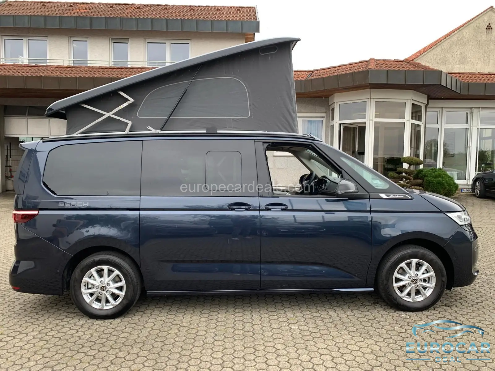 Volkswagen T7 California