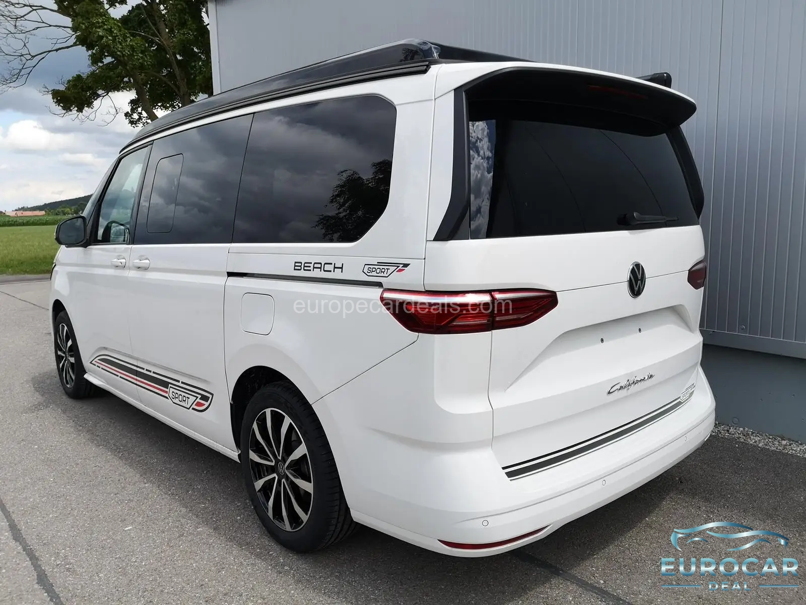 Volkswagen T7 California