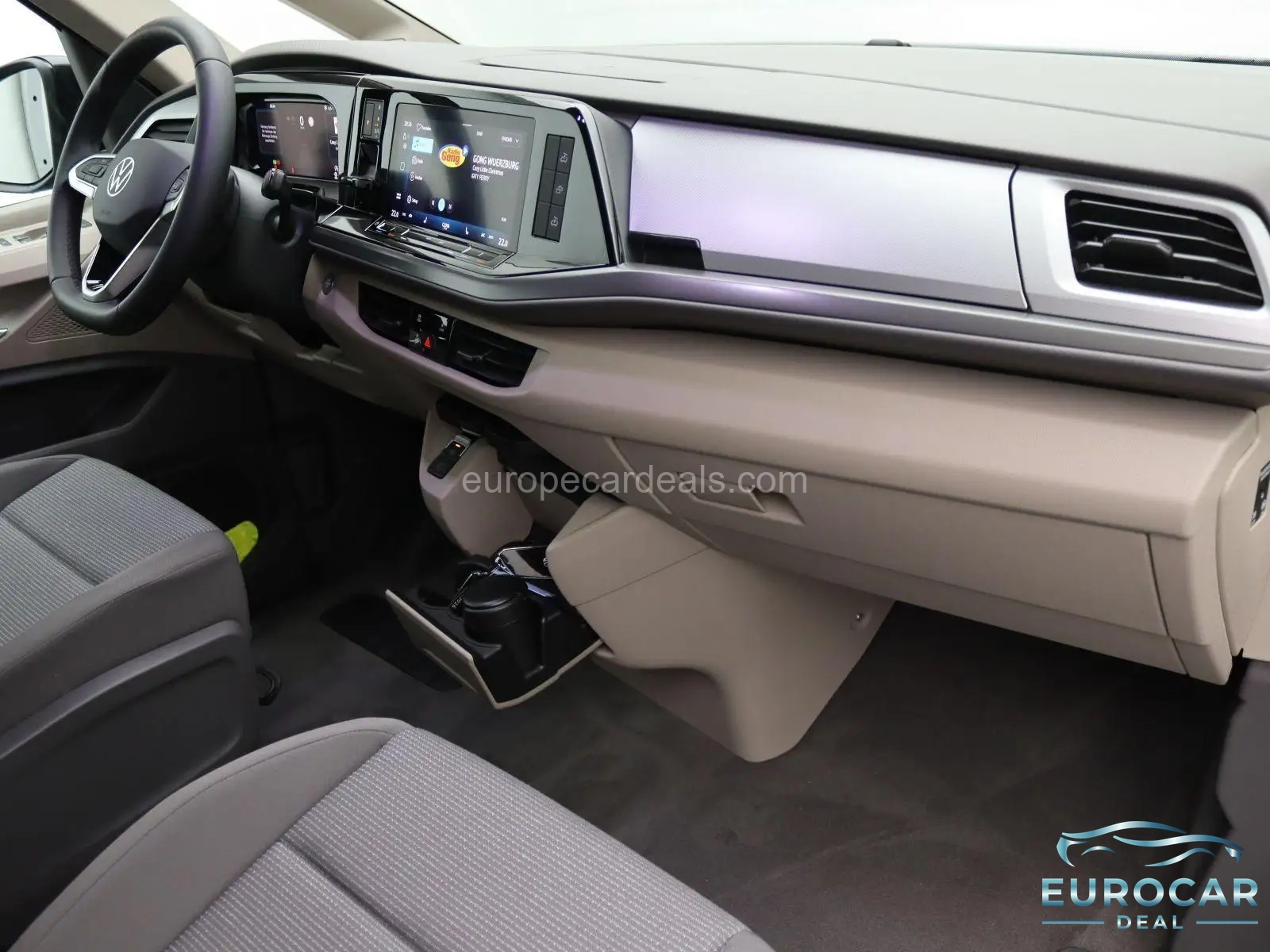 Volkswagen T7 California