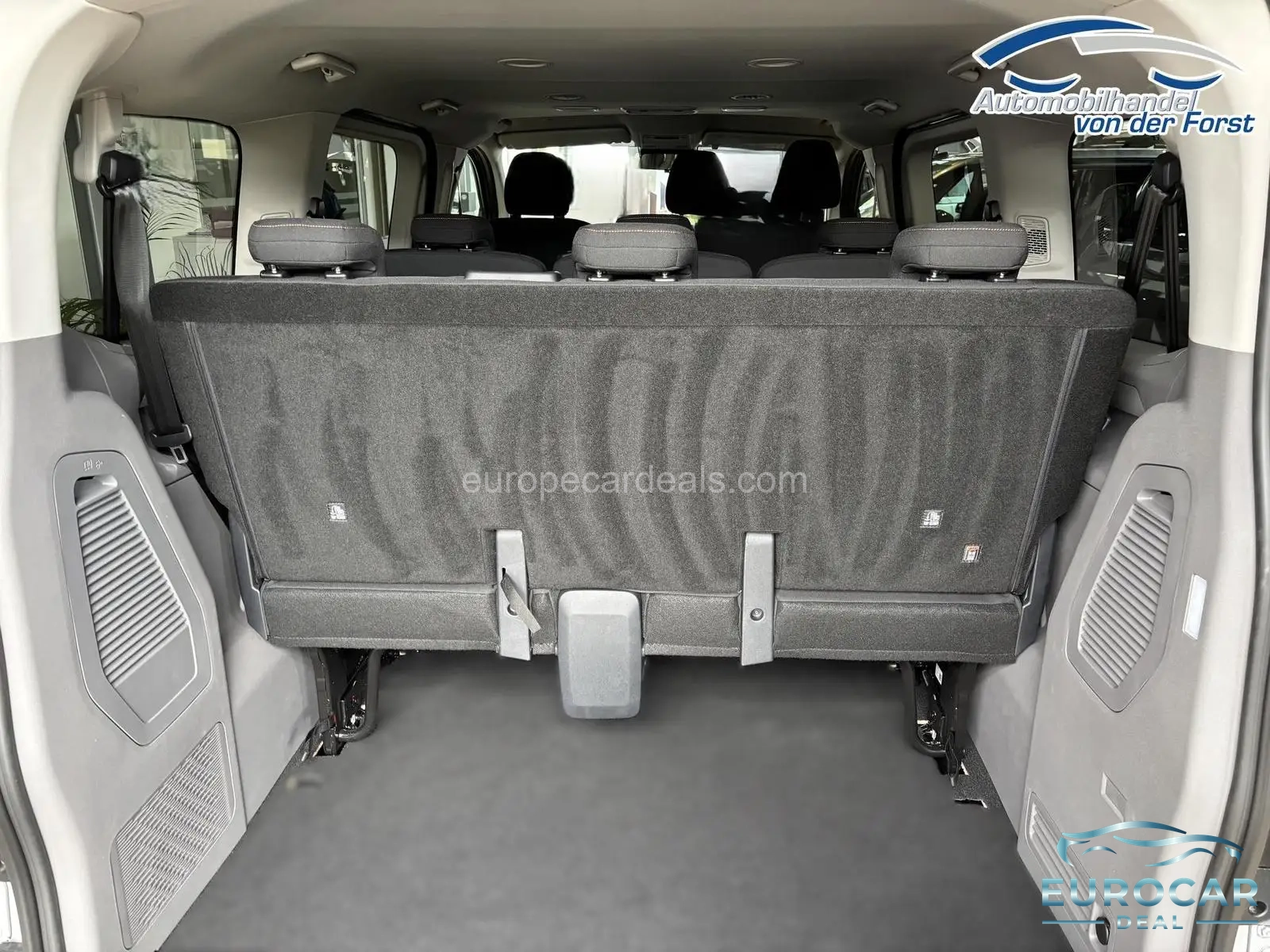 Volkswagen T7 Caravelle