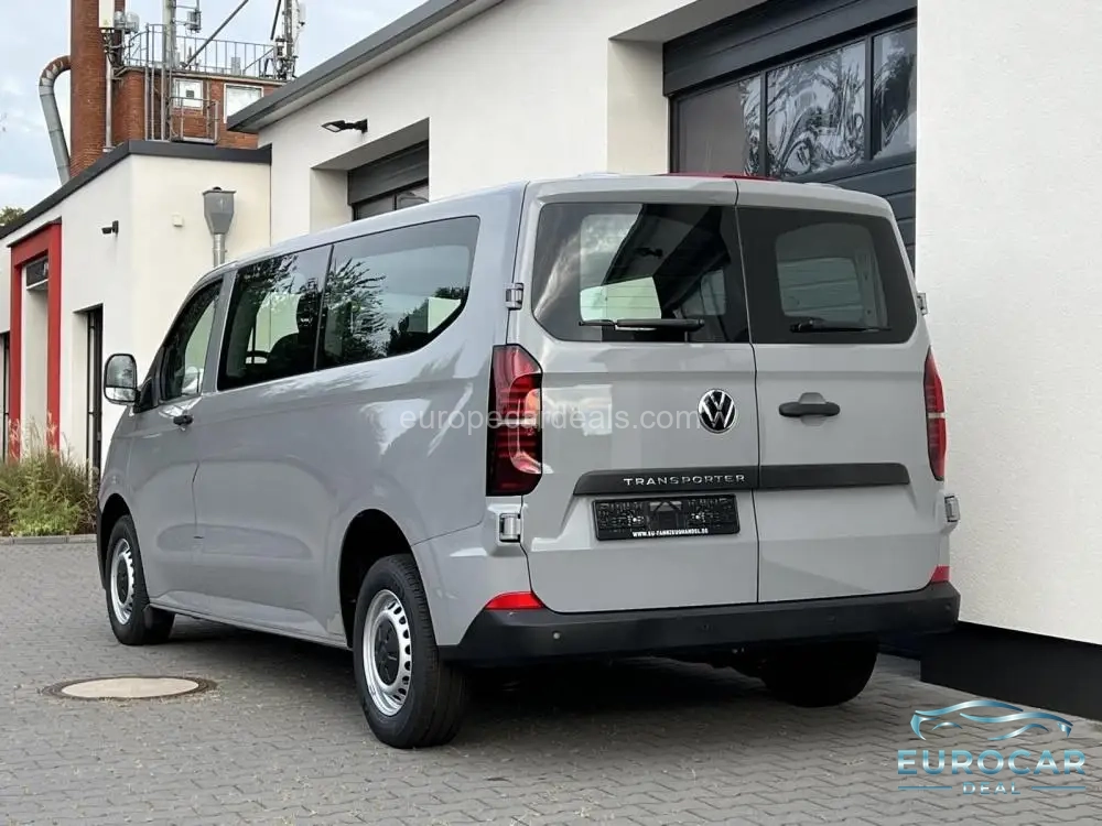 Volkswagen T7 Kombi