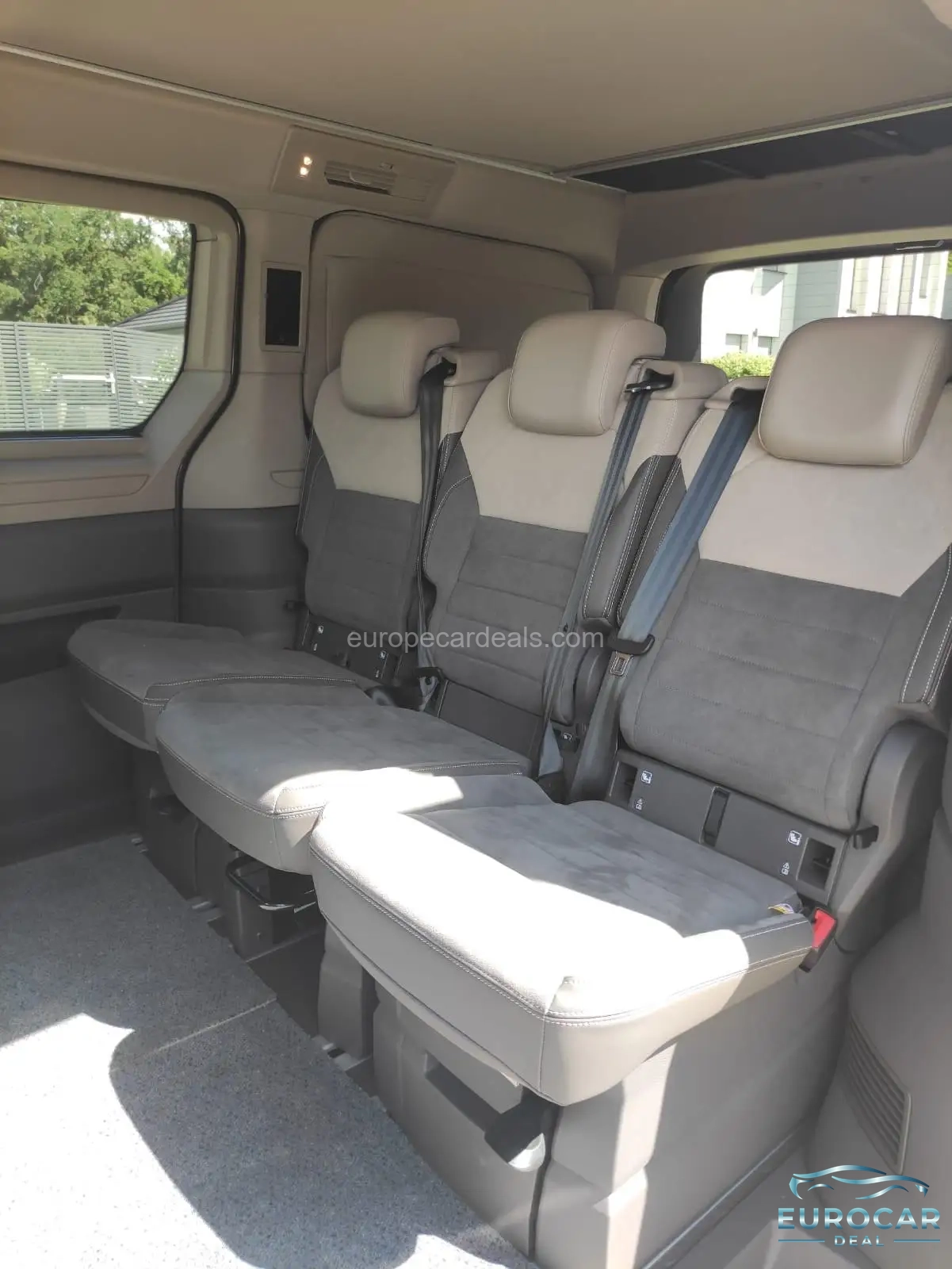 Volkswagen T7 California