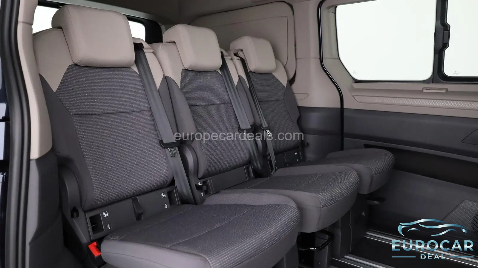 Volkswagen T7 California