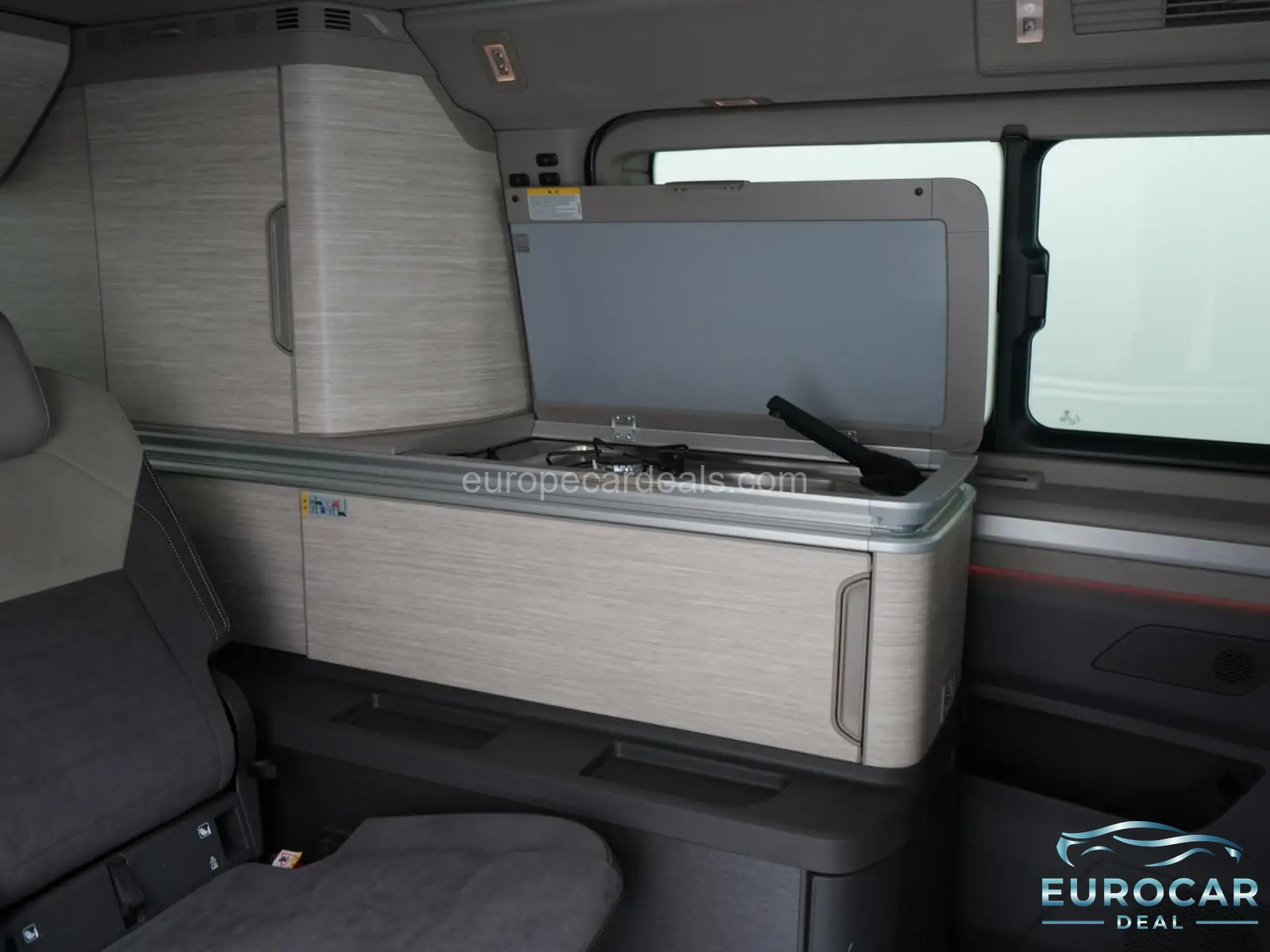 Volkswagen T7 California