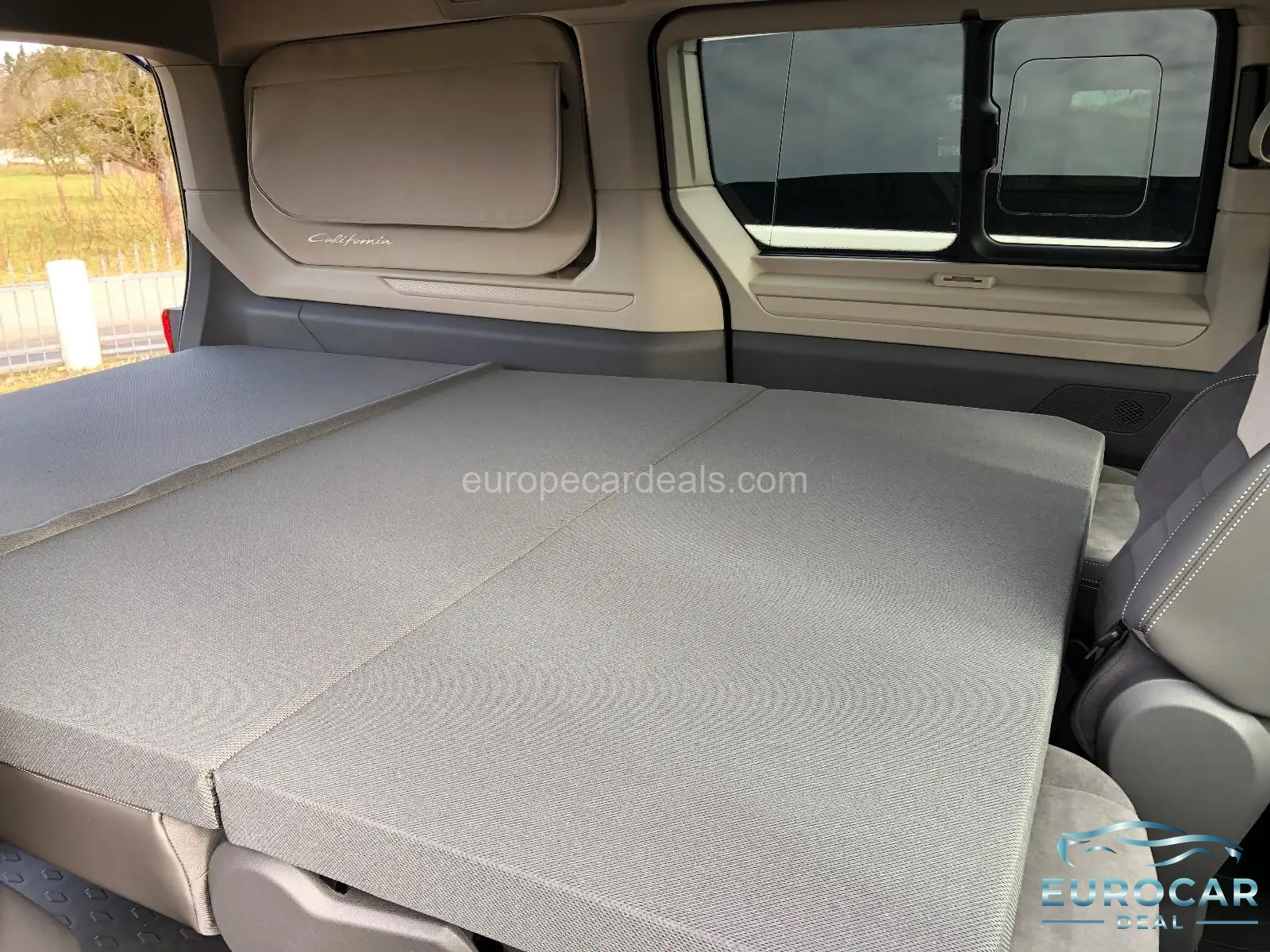 Volkswagen T7 California