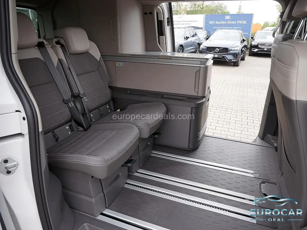 Volkswagen T7 California