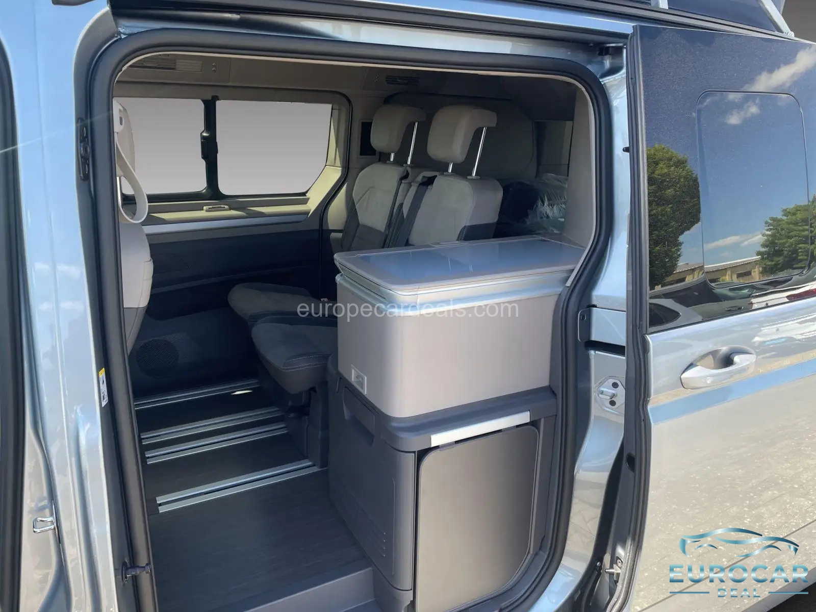 Volkswagen T7 California