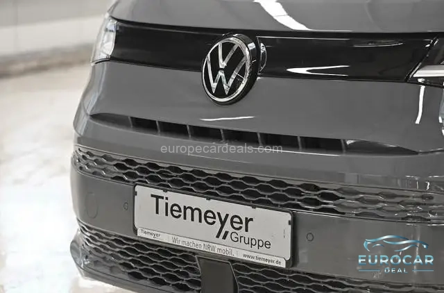 Volkswagen T7 California