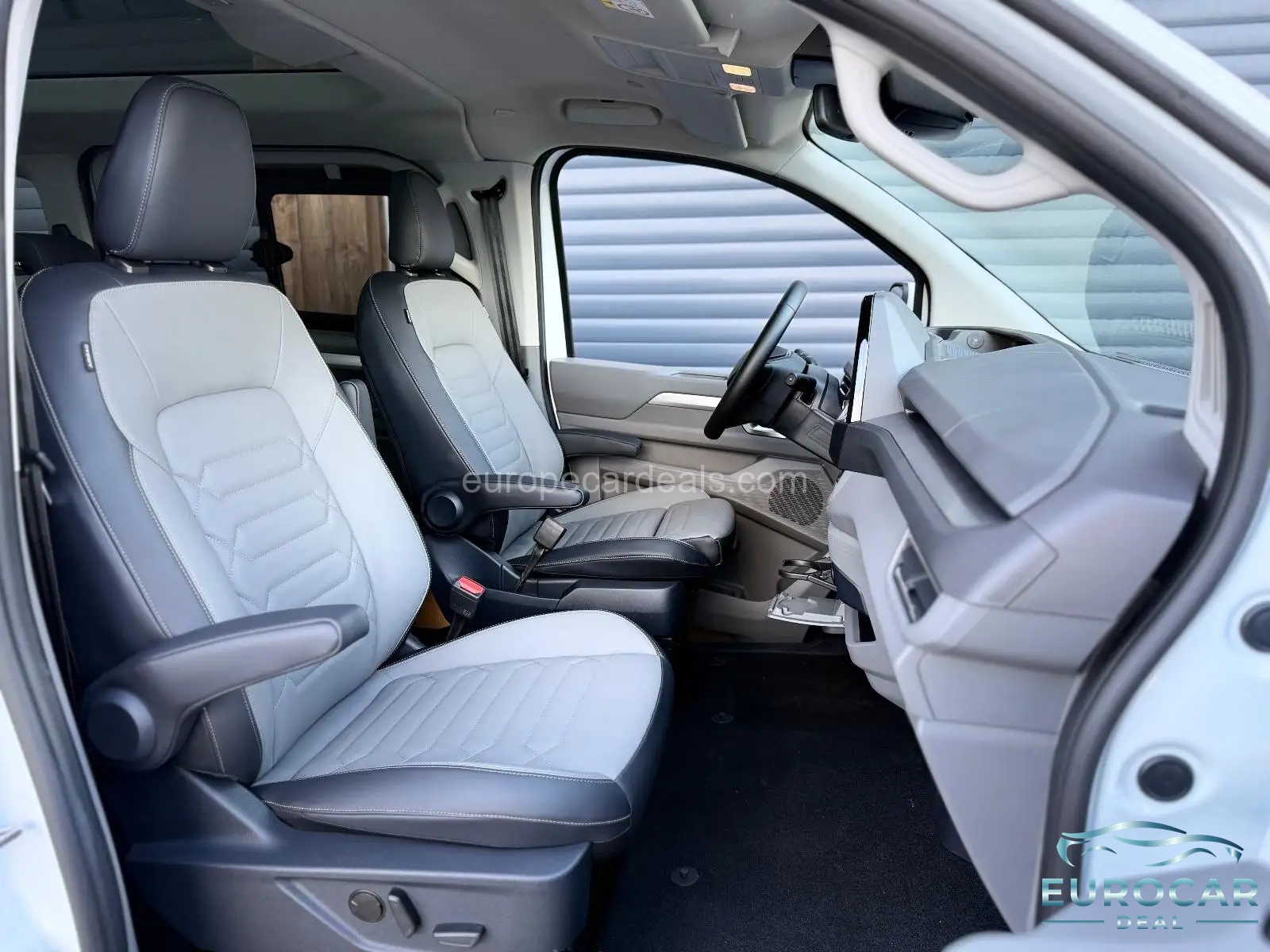 Volkswagen T7 Caravelle