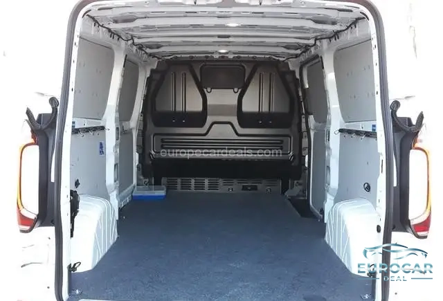 Volkswagen T7 Transporter