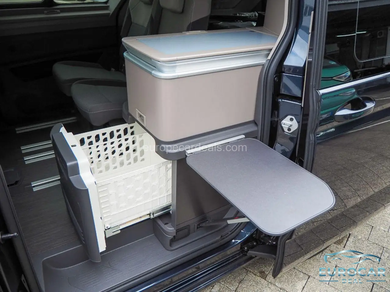 Volkswagen T7 California